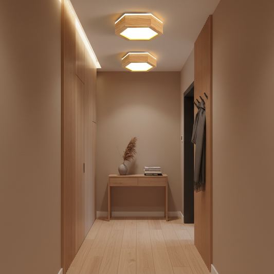 Dwa plafony HexaWood w ciepłym korytarzu